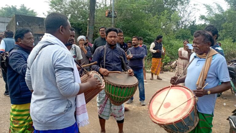 “बोल रे भाई झारखंडी!”